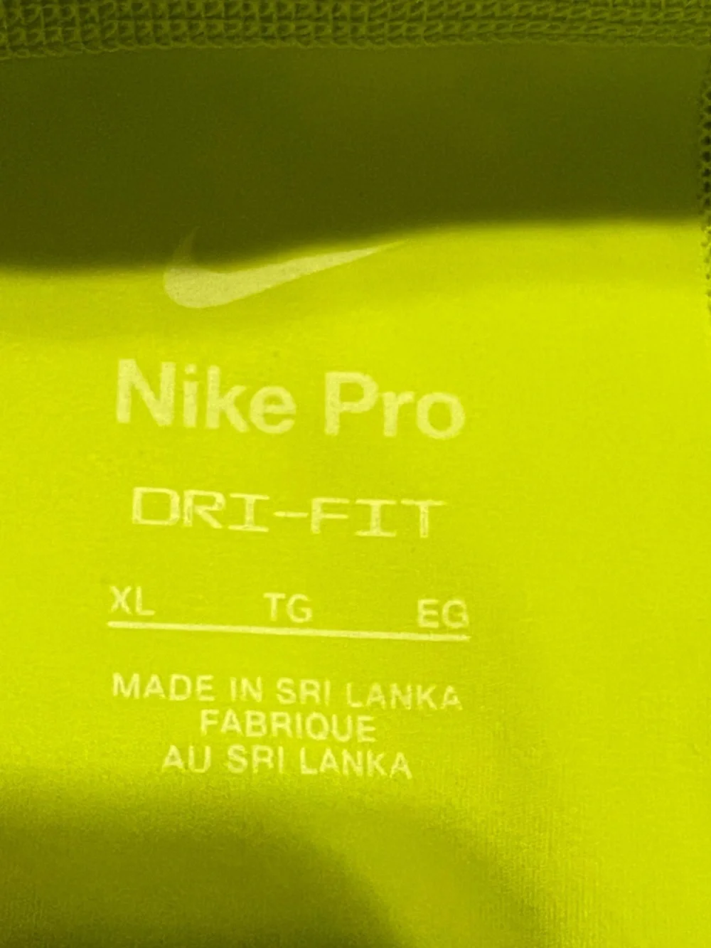 Nike Women’s Neon Yellow-Green 3" Pro Bike Shorts - Picture 6 of 6